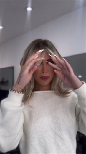 The perfect blonde 😍 @josephtboylan uses our Ultimate 9 Tonalising Bleach plus GLAZE Liquid Toners to achieve this stunning signature blonde 💜 Professionals, the formula is in the comments 👇 | Neal & Wolf