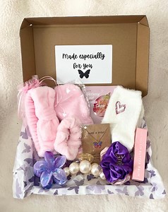Self Care Gift Box - Gift Hamper - Gifts for Her - Gifts for Teens - Christmas Gift - Deluxe Butterfly Scoops - Etsy Canada