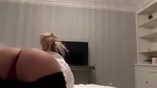 Breckie Hill butthole ass tease