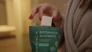 Shower Steamers Aromatherapy Gift Set - 21 Shower Bombs in Eucalyptus, Lavender, Citrus Scents Made in USA - Mothers Day Gifts for Mom from Daughter, Self Care Birthday Gifts for Women Her