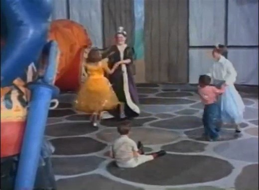 Fun in Balloon Land: Official trailer