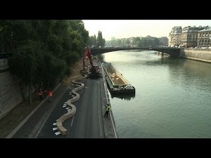 Paris sets up beach in the heart of the city