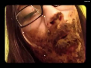 Amateur nerdy girl eating shit and got mouth covered with poop