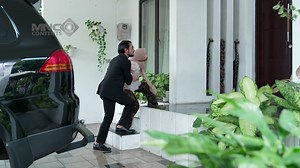 3M views · 40K reactions | LANTUNAN AYAT DARI MULUT ARSY BUAT RAJA TERENYUH - AKU MENCINTAIMU KARENA ALLAH Cinta yang hakiki adalah cinta yang membawa kita semakin dekat kepada-Nya. Saksikan kisah penuh makna antara Rizky Billar & Lesty Kejora dalam "Aku Mencintaimu Karena Allah" Eksklusif di MNC Content #AkuMencintaimuKarenaAllah #RizkyBillar #LestyKejora #MNCContent #CintaKarenaAllah | MNC Contents | Facebook