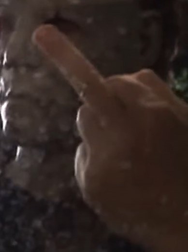 Making of Part 3 Rob Zombie's Halloween🎃 Making Of Parte 3 do Filme Halloween de 2007 de Rob Zombie #michaelmyersdobrasil #Halloween #michaelmyers #halloweenends #costume #cosplayer #Cosplay #tiktokhalloween #halloween2018 #halloween1978 #halloweenkills #terror #horror #scary #trickortreat #fear #historiasdeterror #horrortok #horrormovie #horrormovies #michaelmyershalloween #halloweencostume #halloween2025 #halloweenlook #masks #dark #serialkiller #killer #slasher #halloweenrobzombie #halloween