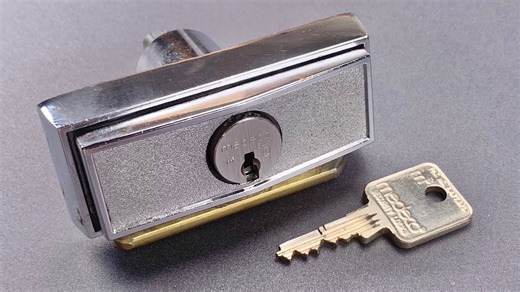 #MedecoMastery #UnlockingExcellence #lockpick #lockpicking #picklock #locks #lockpicker #fyp #padlock | Picking Locks
