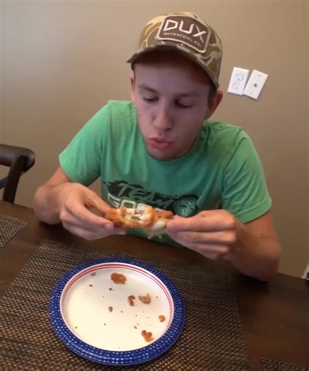 Catching Giant Bullfrogs for a Delicious Outdoor Cookout 🐸🍳 | Andrew Flair