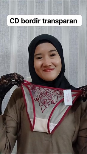 135K views · 990 reactions | Nyeplak banget bestie klo pake cd ini hahaha... #celanadalam #celanadalamwanita #celanadalamtransparan | Sexy Lingerie | Facebook