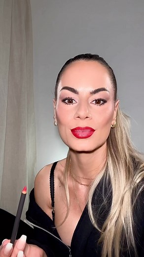 10K views · 25 reactions | MAC + Kiko  MAC lipliner in Cherry Kiko Lip Volume in Tutu Rose Tags red lips, glossy lips, makeup swatches, viral makeup, Lip swatches, lip swatch #glossylips #lipvideo #newmakeup #makeuptrends #makeupswatches #lipswatch #lipstickaddict #lipcombo #kikomilano #maccosmetics | Lea | Facebook