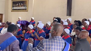 Innercity Circuit Harare UMC RRW giving us something extra with Nyika Yakanakisa on RRW Sunday Lead vocalist Mama Caroline Kucherera taking us way deep and personal on this one Absolute 🔥 🔥 | Dzotnet International