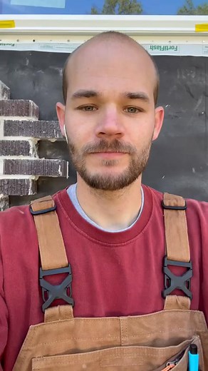 Small Brick Job Wearing Mason Coveralls from Walls Outdoor Goods #construction | Davytas