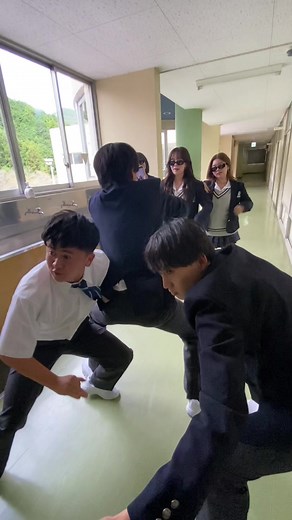 カメラワークがうますぎるwwww - ウンパルンパ、さくら、あみか、ゆのんの素晴らしいダンスパフォーマンス！