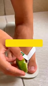 2.2K views · 37 reactions | The hack for perfect nails  The secret you didn't know for strong, healthy nails! 狼 With just 3 natural ingredients—lime, baking soda, and apple cider vinegar—you can fight fungus and yellowing. Learn how to strengthen your nails naturally! Save this hack for your next manicure. ✨ #HealthyNails #HomeRemedy #StrongNails #NailFungus #Manicure #YellowNails #AppleCiderVinegar #BakingSoda #ClearSkin #ForYou #NaturalBeauty | Healthy Natural Tips | Facebook