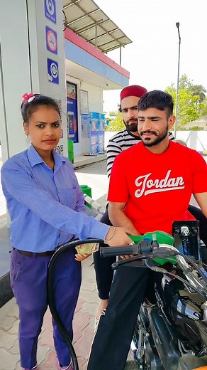 3.3M views · 60K reactions | Mera Sona Sajan Ghar aaya#viral#video# | Praveena Praveena | Facebook