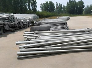 [Hot Item] Smart LED Street Light Pole with Remote Monitoring