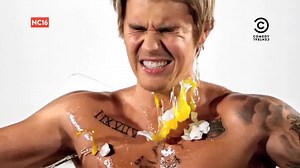 Is it your utmost fantasy to watch Justin Bieber get egged? Well, the Roast of Justin Bieber could be your wildest dream come true. Get the real deal this April 18 at 10pm (TH | WIB), 11pm (SIN | HKT | PHIL | TW) & 12 MN (MAL), only on Comedy Central Asia! #BieberRoast | Paramount Network Asia