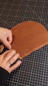 Edge finishing of a backpack flap. #HandmadeLeather #LeatherArt #CraftedWithLove #leathergoods #leathercraft #leather #wallet #handmade #madeinusa #workshop #minimalist #asmr #CustomLeather #ArtOfLeather #LeatherDesign #VintageLeather #LeatherWorkshop #usa #unitedstatesofamerica | Leather Craft