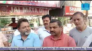 Blue and green dustbins distributed to the Rehri Zone Gandhi nagar , for collection and segregation of waste into dry and wet for Healthy Environment in presence of Honble chairmen SBM and social justice, honble counsellor ward 21, Health Officer , IEC and sanitation team of JMC . #jmc #healthyeating #wastemanagement #wastedisposal #dustbin #distribution | Sach News | Facebook