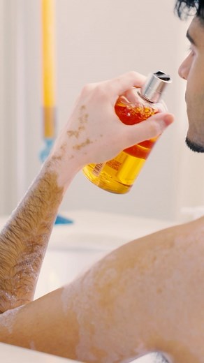 Step into summer freshness with our Sunlit Clementine & Vetiver Bath & Shower Gel!  Let the sparkling citrus and vibrant vetiver invigorate your senses, while creamy fig leaves and roasted hazelnut offer a comforting warmth. #MoltonBrownLove | Molton Brown USA | Facebook