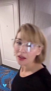 Kelly Dundee on Reels