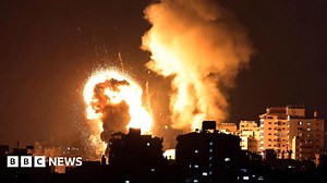 Jerusalem violence: Deadly air strikes hit Gaza after rocket attacks