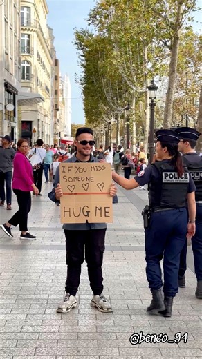 20K views · 893 reactions | Social Experiment 珞 I give you a hug  | Benco | Facebook