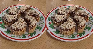 Iz bakine bilježnice: Napravite jedan od omiljenih božićnih kolača, orahove polumjesece