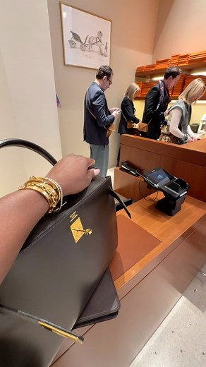 Women CEO Project on Reels