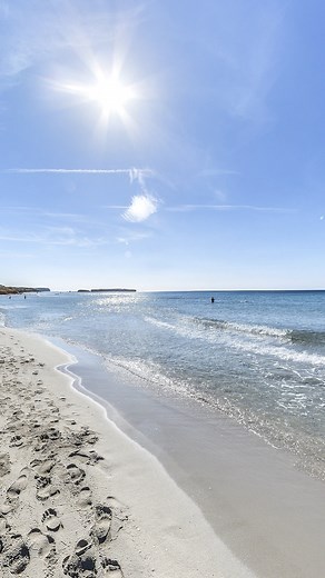 Playa de Binigaus 🤩🏖️🌞🏊🤩 Síguenos en @menorcatour #menorca #menorcaparadise #menorca_eyes #menorcalove #menorca_nature #menorcaisland #menorcaturismo #menorcaexisteix #menorcatour #playas #playasmenorca | Menorca Menorcatour
