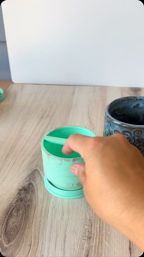 So sweet. So stackable. Medium Nesting Mug Jig at your service:) Buy tools at: www.alexandriapotteryco.com Link in bio✌🏼 #PotteryArt #CeramicCreations #Ceramica #HandmadePottery #WheelThrowing #SculptingArt #GlazingTechniques #PotterLife #CeramicDesign #ArtisticClay #KilnFired #PotteryLove #ClaySculpture #RakuFiring #Potterystudio #PotterAtWork #FunctionalCeramics #PotteryClass #CeramicInspiration #tallerdeceramica #PotteryTools #CeramicToolbox #SculptingEquipment #ClayShapingTools #WheelThrowi