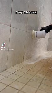 Deep cleaning shower #showercleaning #cleaningmotivation #cleaningservice #cleantok #cleaningvideos #housecleaner #cleanhome | Cassell Cleaners LLC