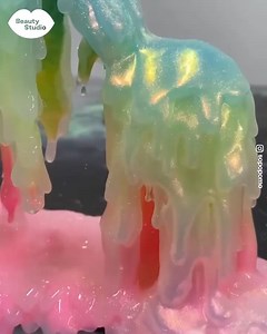 5.3K views | These colorful sculptures are mesmerizing 朗 | Outfit Anatomy | Facebook