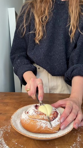 current obsession: plum butter & custard full recipe here: https://redcurrantbakery.com/german-plum-rolls/ #plumbutter #sweetbuns #bakingtok #vanillacustard