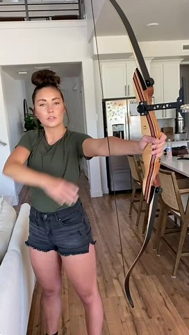 KESHES Takedown Recurve Bow and Arrow Set for Adults & Teens 62" - 15-60lb Draw Weight, Right & Left Handed Bows - Archery Set with Bowstring, Arrow Rest, Stringer Tool, and Bow Sight