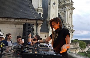 Royale techno en terrasse à Chambord