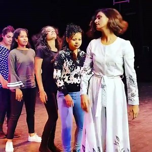 112 reactions | Kamli Rehearsals with Shakti Mohan Bollywood Steps dancers enjoying every bit ❤ #kamli #shaktimohan #bollywoodsteps | Shakti Mohan- The Shining Dancer | Facebook