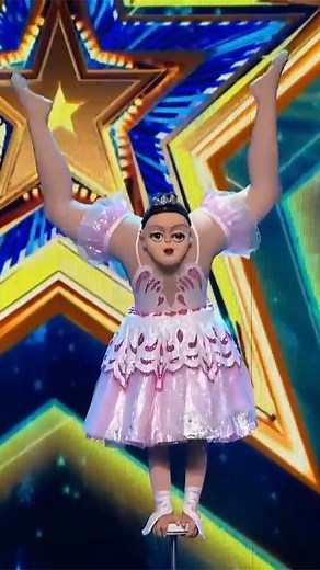 Veronika Hitova WOWS the Judges on Ukraine's Got Talent with a Clever and Unique Audition! | Got Talent Global