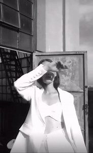 A PEÇA CHAVE DE UM GUARDA-ROUPA UM FATO BRANCO COM BONS ACABAMENTOS SEMPRE FAZ FALTA. #noir | Noir Online Store