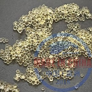 [Hot Item] Yz002 Hydrometallurgy High-Temperature Resistant Gel-Type Strong Base Anion Ion Exchange Resin Spherical Grinding Rate ≥ 90%