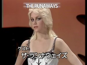 On this day in 1959, Cherie Currie of the Runaways is born in Encino, California. 🍒 As lead singer of The Runaways she is at the core of the LA party scene in the late 1970s, leading to a lifelong struggle with drug addiction. After leaving the band acrimoniously she has a short solo career as a musician - recording with her twin sister, Marie - before becoming an actress and later a chainsaw sculptor. | MONSTERS OF ROCK