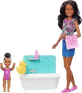 Barbie Skipper Babysitters, Inc. Playset with Bathtub, Babysitting Skipper Doll and Small Toddler Doll with Button to Move Arms and Splash, Plus Themed Accessories, Gift for 3 to 7 Year Olds