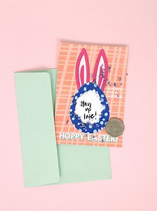 How to Easily Make DIY Scratch Off Cards in Color! (Plus Free Easter Printable)