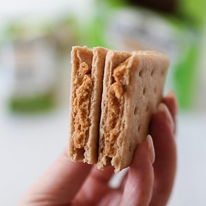 Our gluten-free peanut butter crackers have just the right amount of sweetness in a graham cracker paired with the saltiness of our peanut butter. Now this is the snack you want to pack everywhere you go! | Once Again