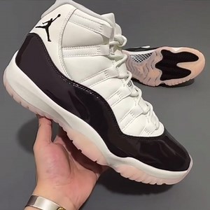 Closeup on the WMNS Air Jordan 11 “Neapolitan”: https://bit.ly/46CUyd2 | Jordan Release Dates