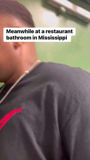 #standbytrewilliamson | Comedian Tré Williamson