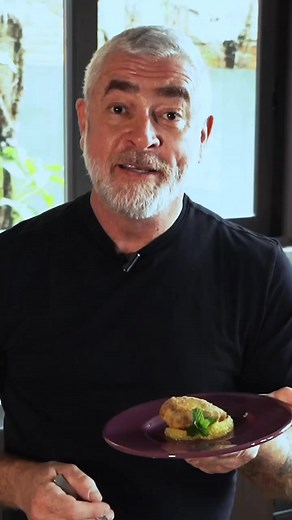 🍦Fried ice cream is an interesting dessert that consists of a scoop of ice cream coated in batter or breadcrumbs and then quickly deep-fried at high temperature. While there are several theories about the origin of fried ice cream, the exact history of this dessert is unclear. But there is a scientific explanation for how you can fry ice cream without melting it.🍦When the ice cream is deep fried, the heat penetrates the batter or coating and creates a thin layer of melted ice cream around the 