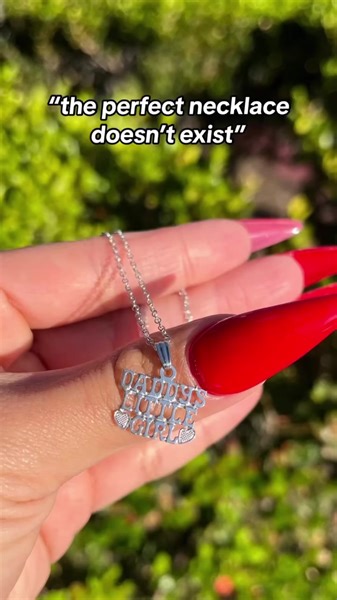2.6K views | Yes it does!! ✨ @danielsjewelers #danielsjewelers #necklace #finejewelry #forher #giftideas #luxurygifts | Daniel's Jewelers | Facebook