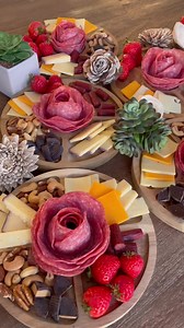 How fun, and it keeps you on track!! Looking forward to a fun keto night in! With the girls! Look no further!! What would you add onto your board? Tell me in the comments! #ketoladies #theketolady #GirlsNightIn #girlsjustwanttohavefun #ketosnacks #lowcarb #girlsbestfriend #bff #pajamaparty #ketoparty | The Keto Lady | Facebook