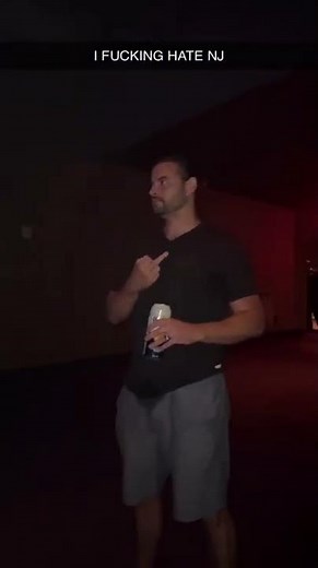 Drunk dude peed himself at concert