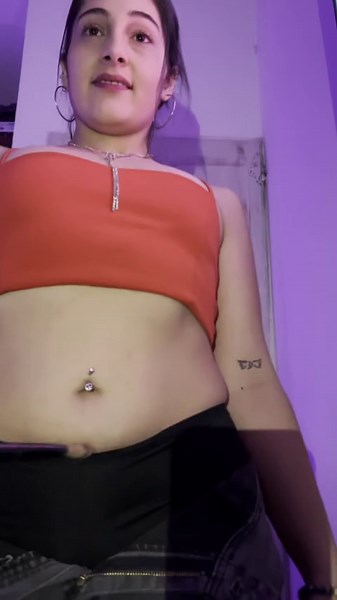 Paintbrush Vs. My Ticklish Belly Button